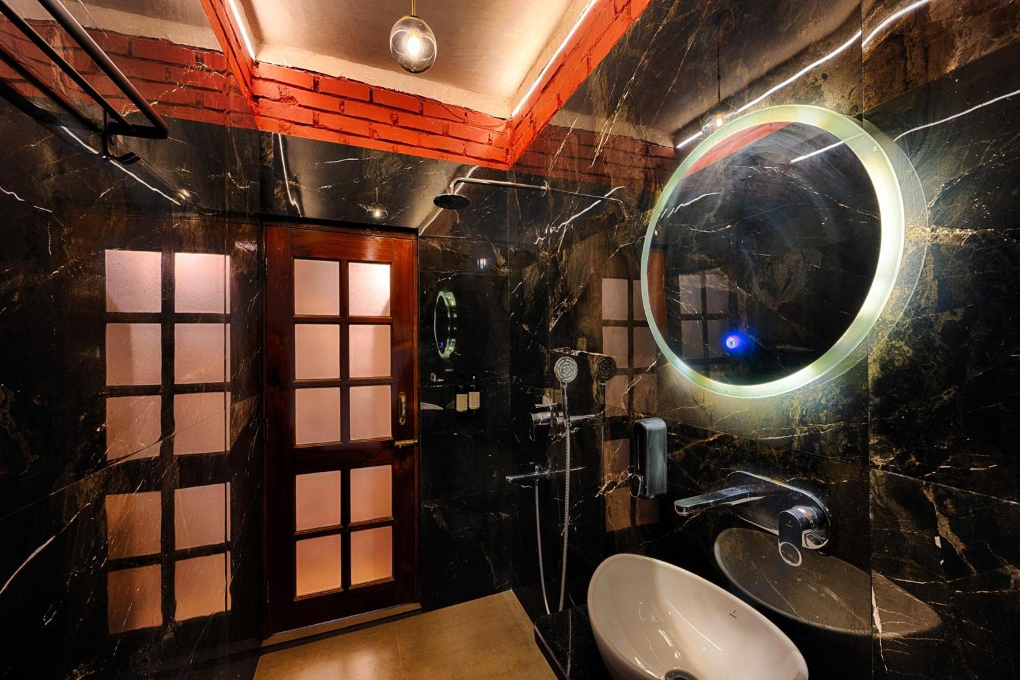 International Travellers' Hostel By Ith Stays Waranasi Zewnętrze zdjęcie