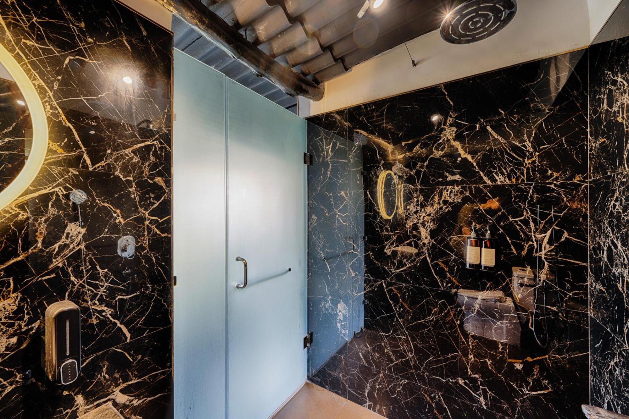 International Travellers' Hostel By Ith Stays Waranasi Zewnętrze zdjęcie