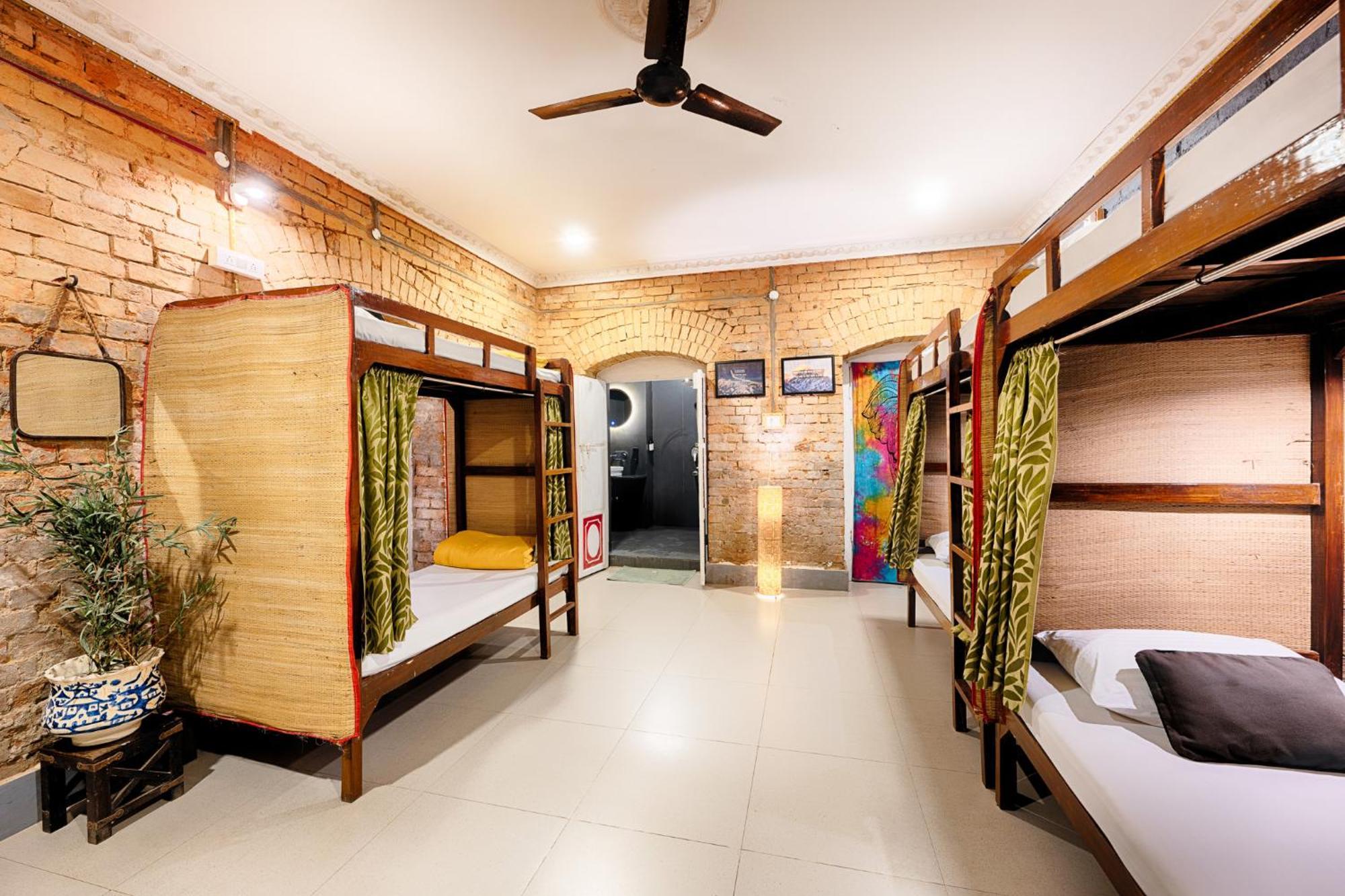International Travellers' Hostel By Ith Stays Waranasi Pokój zdjęcie