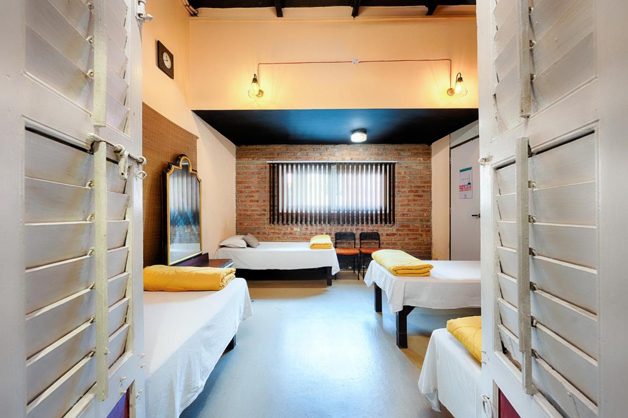 International Travellers' Hostel By Ith Stays Waranasi Zewnętrze zdjęcie