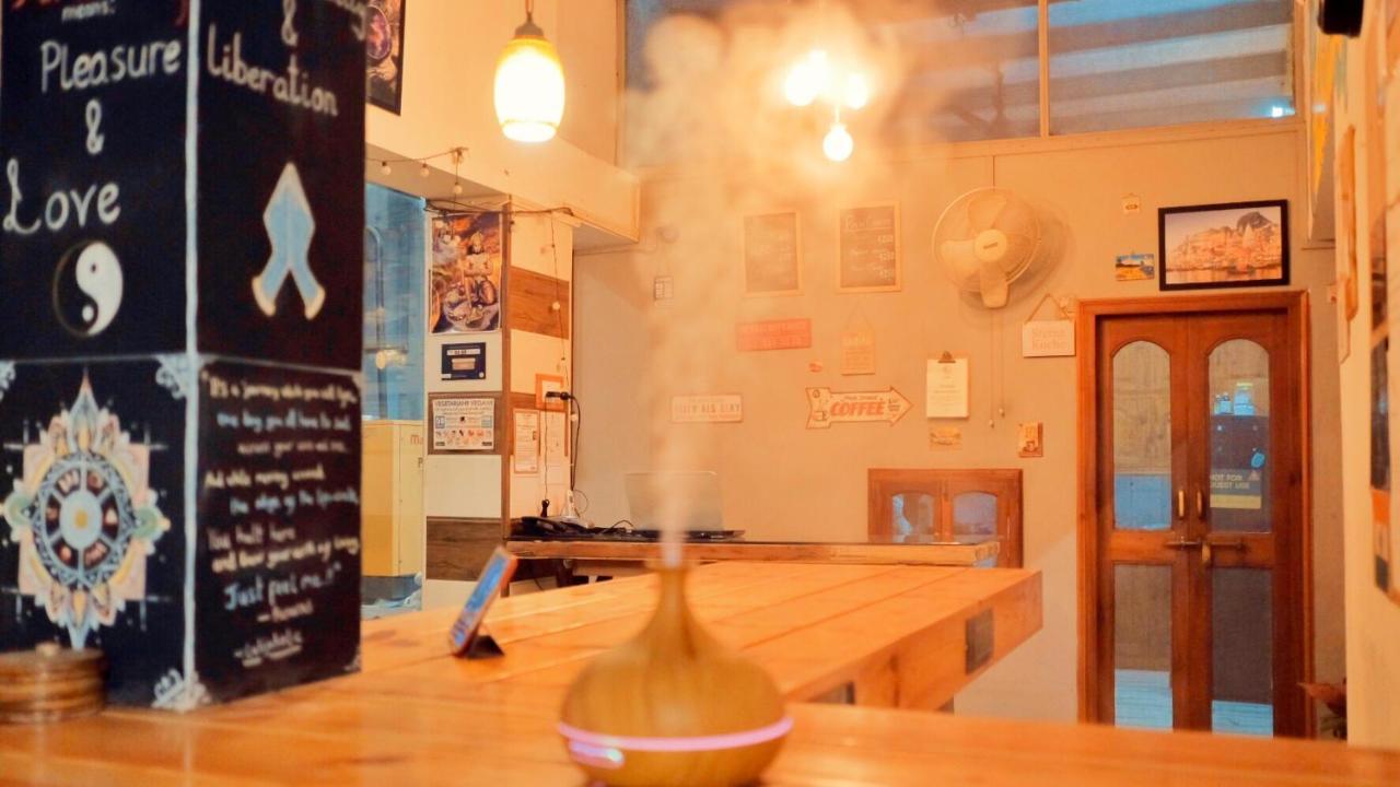 International Travellers' Hostel By Ith Stays Waranasi Zewnętrze zdjęcie